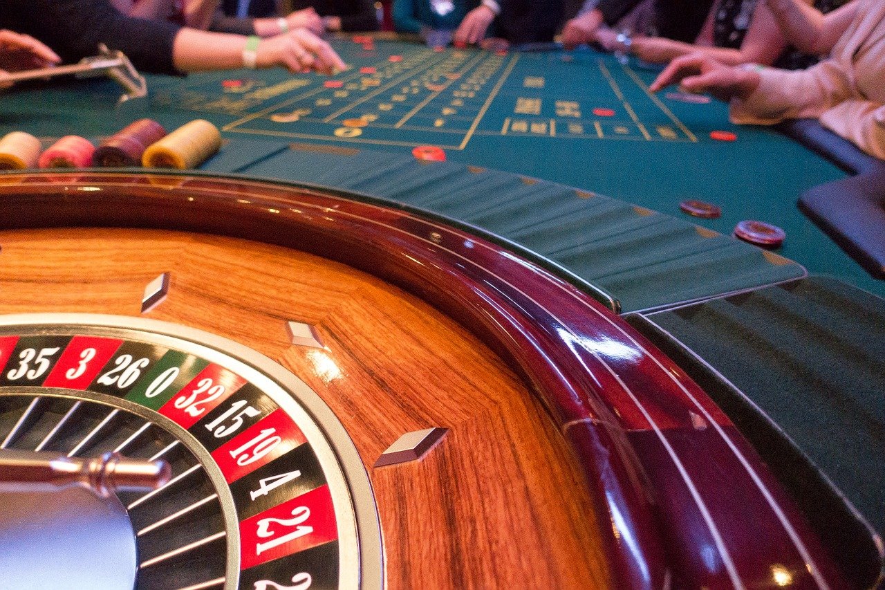 image of a roulette wheel